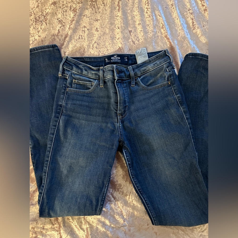 Hollister Mid-Rise Super Skinny Jeans - Size 5 Long - W27 L30